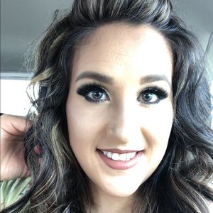 Meet your Posher, Rocio